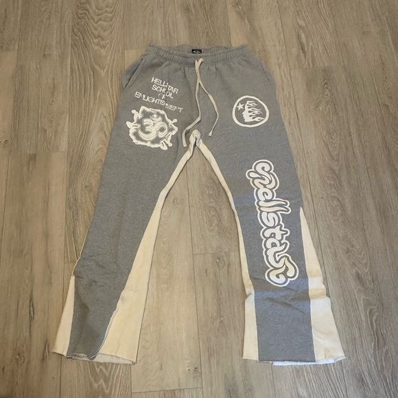 HELLSTAR Gray and Cream Graphic Sweatpants - Picture 1 of 2